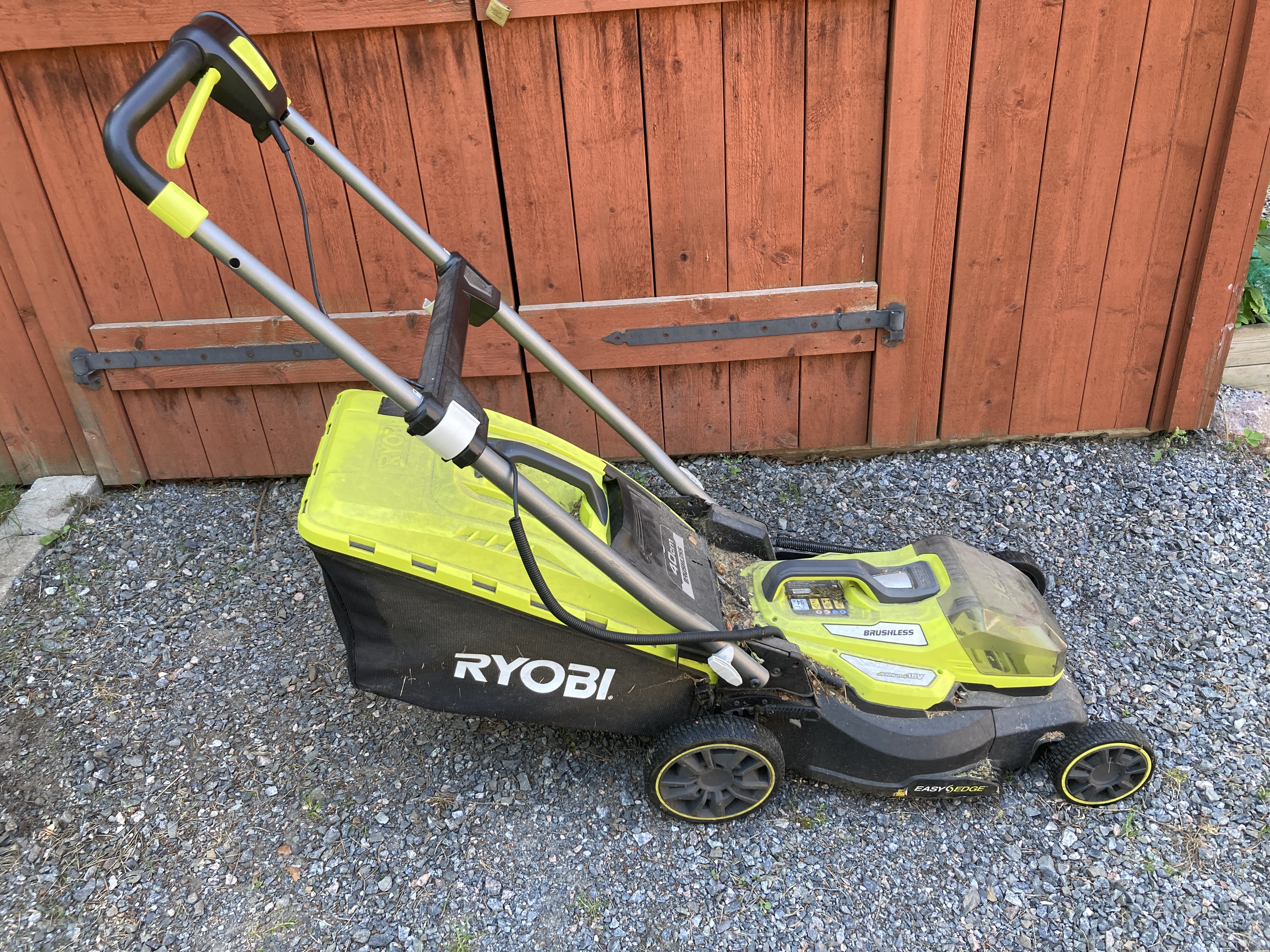 Ryobi gräsklippare, batteridriven, 40 cm
