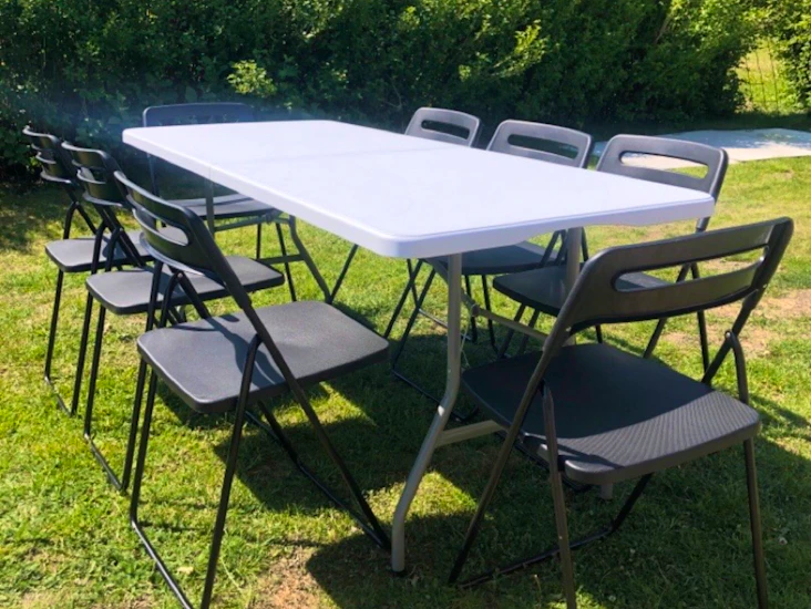 Paket 3 st bord och 24 stolar