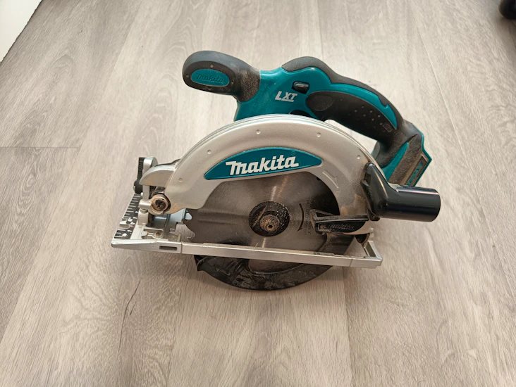 Makita pyörösaha+akku