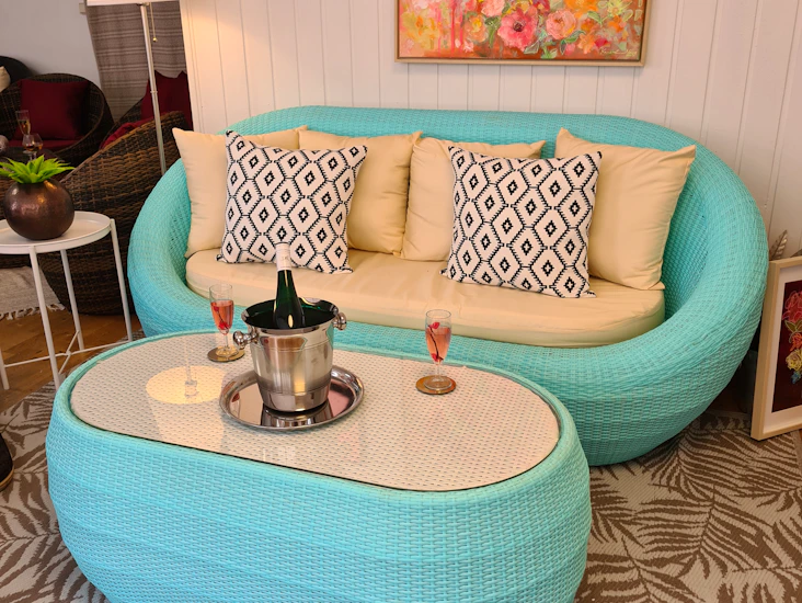 Hagelounge sofa og bord i fresh turkis farge