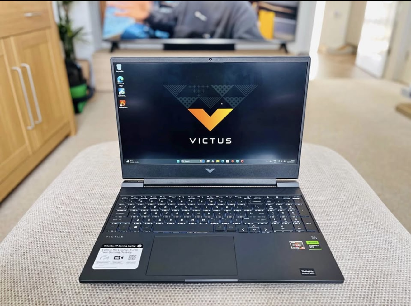 Powerful gaming/editing laptop! ideal for students!