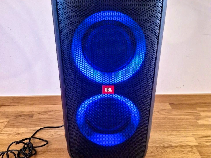 Jbl partybox 310 (bluetooth-högtalare)