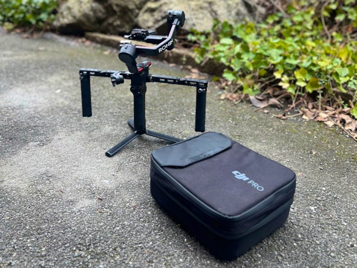 Dji rs 2 + r twist grip dual handle