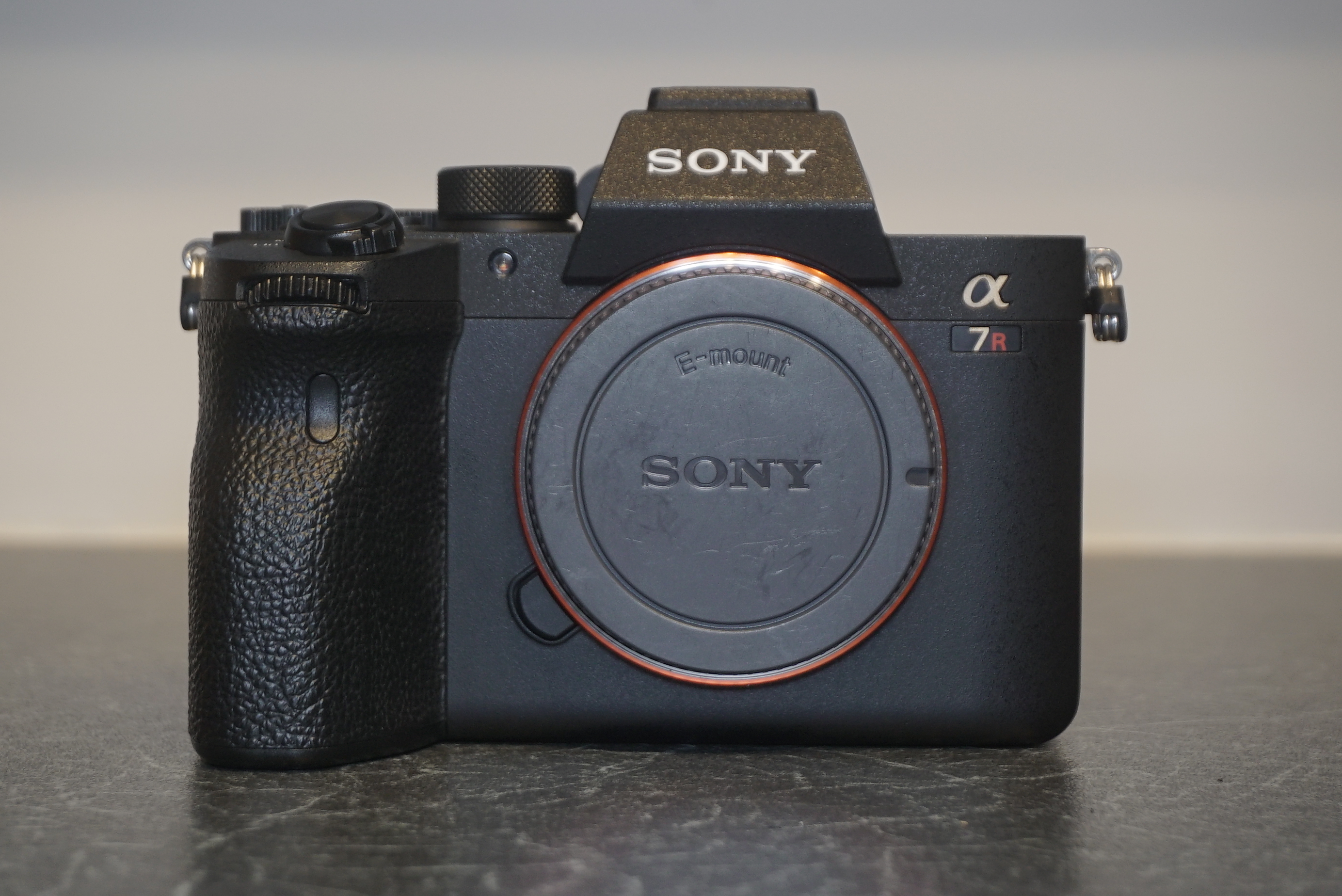Sony a7r iv camera body kit | 61mp | includes 2x sd cards & accessories