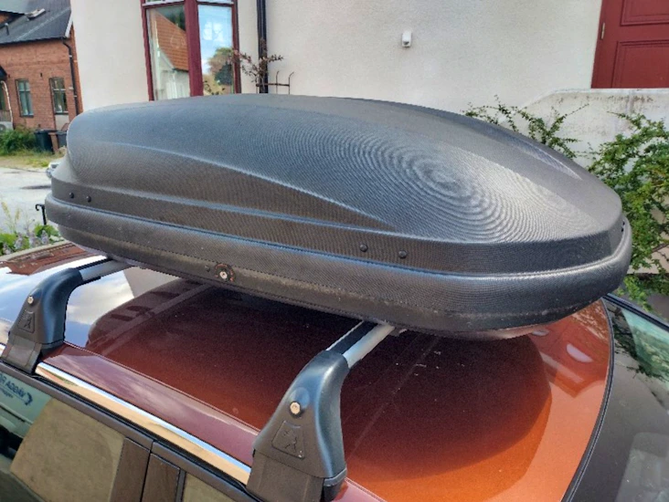 Takbox (takräcken finns till peugeot 3008 & peugeot 308)