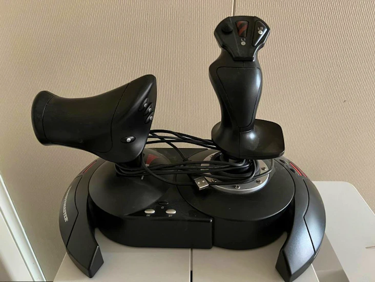 Thrustmaster t.flight hotas x