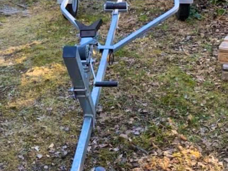 Båttrailer 80 kärra.