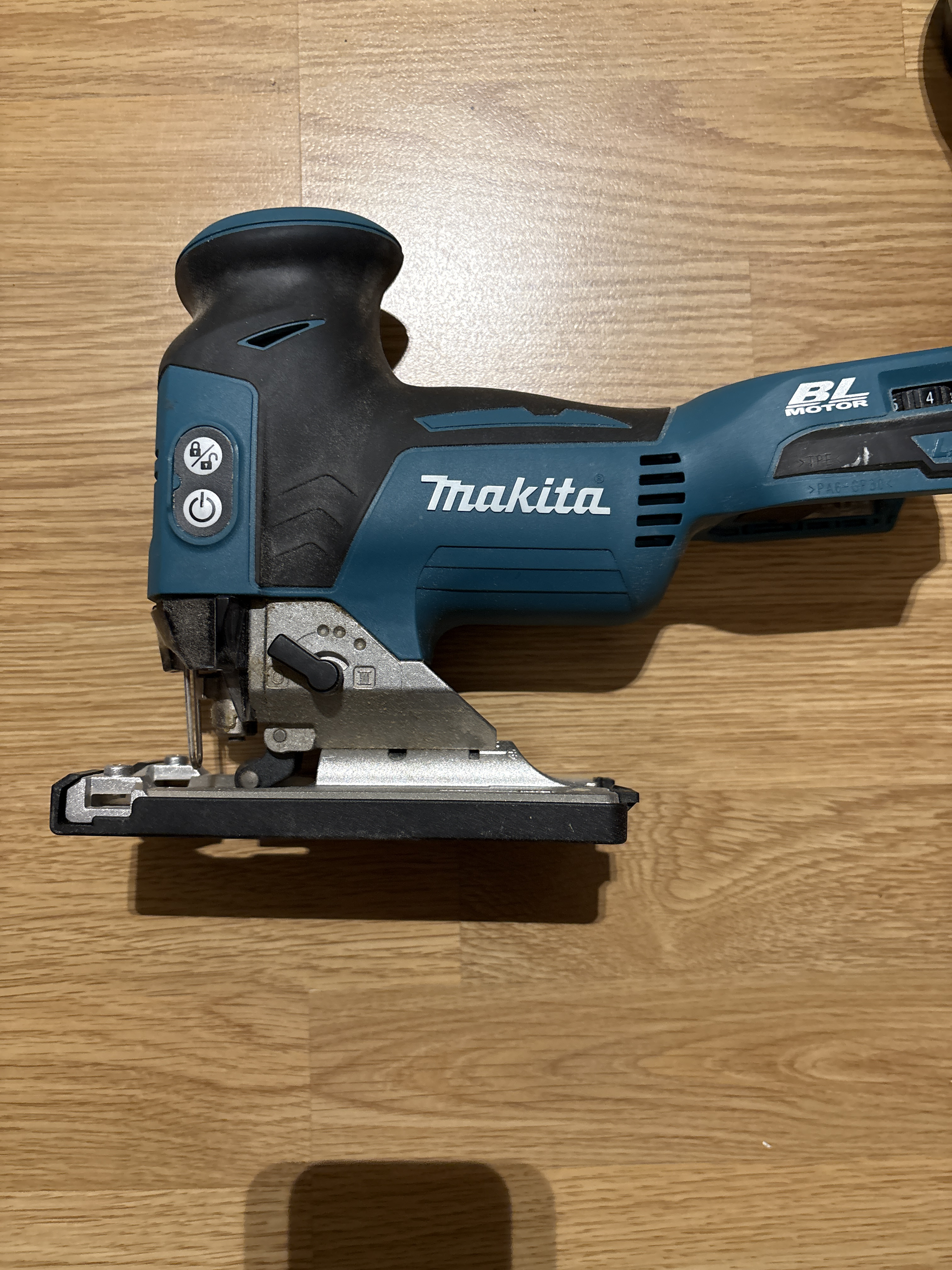 Makita stikksag 18v