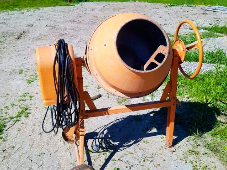 Cementblandare / betongblandare