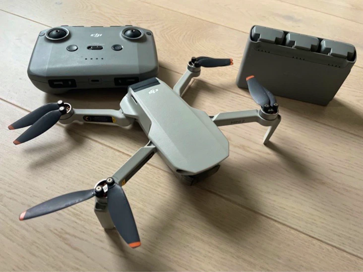Dji mini 2 fly med combo