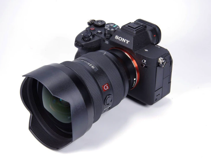 Sony a7iv + sony fe 24-70mm f/2.8 gm ii