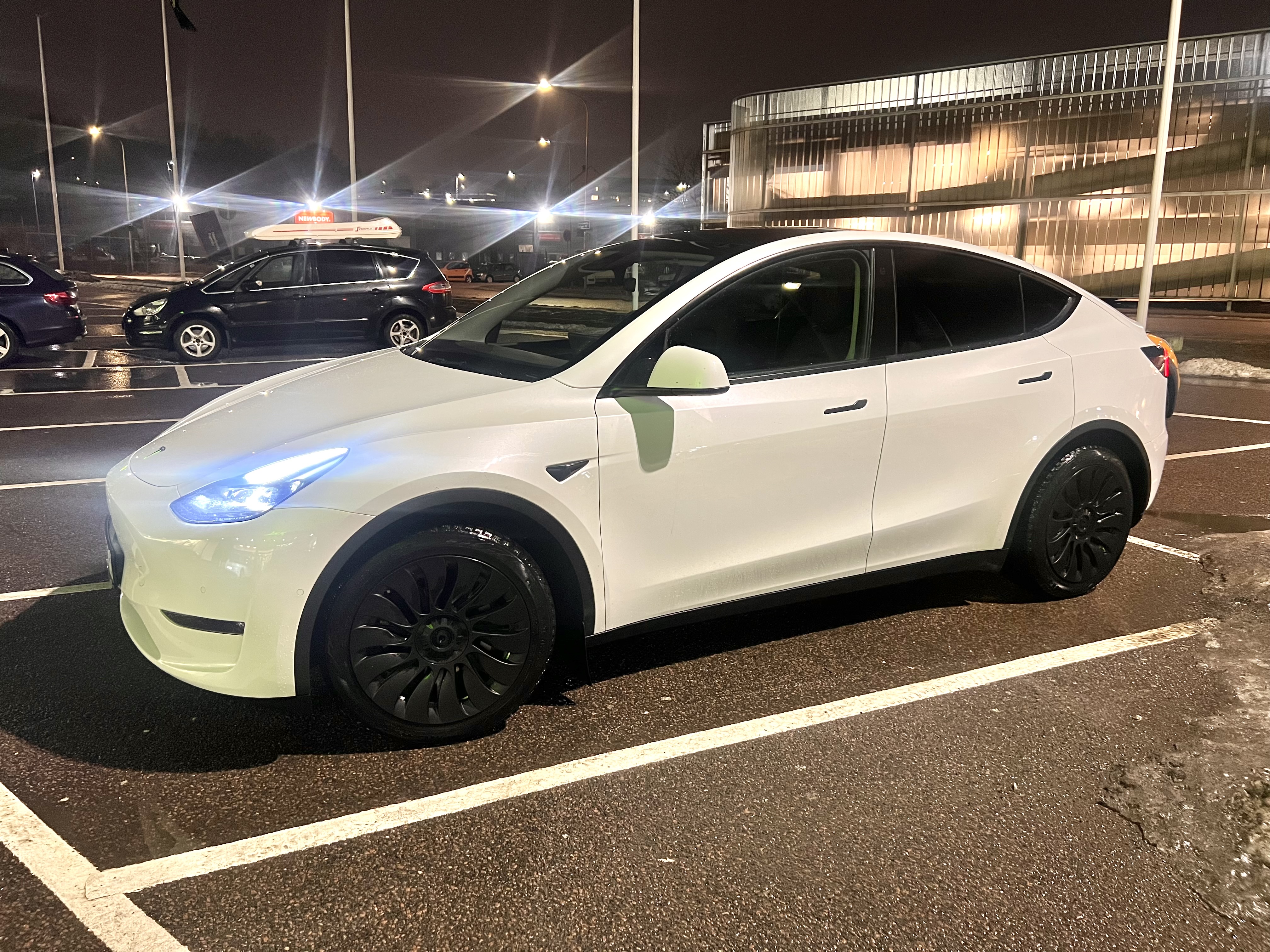 Tesla model y 