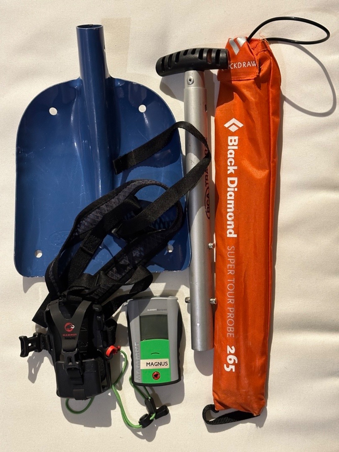 Mammut digital skredsøker, spade og søkestang