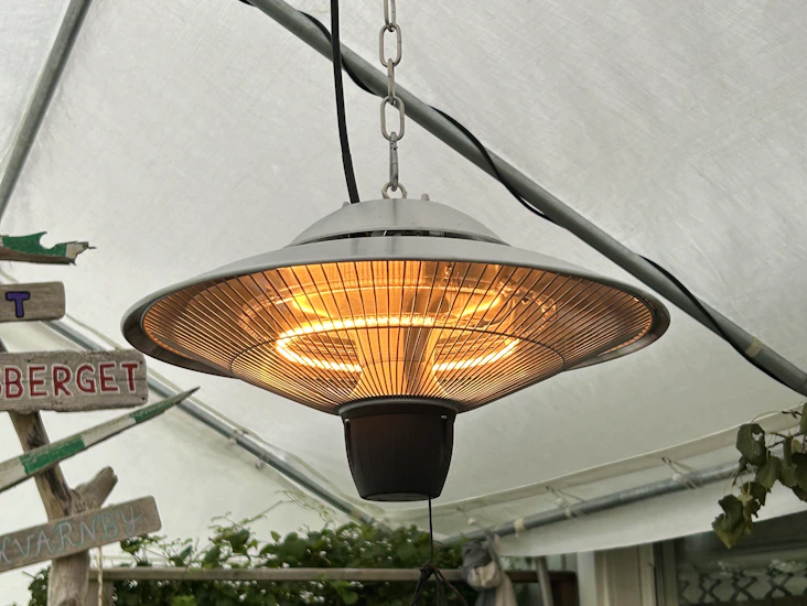 Hängande infravärmare 1500 w