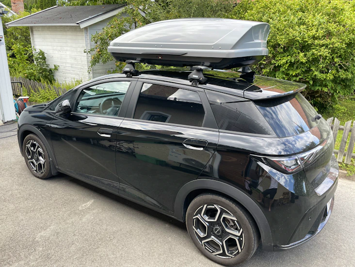 Takbox thule motion 200 inkl takräcken till rails & byd dolphin