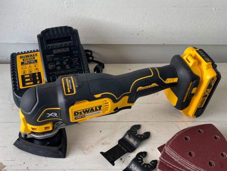 Dewalt dcs355 multikutter.