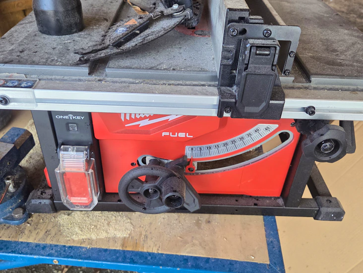 Milwaukee fuel m18bordsag