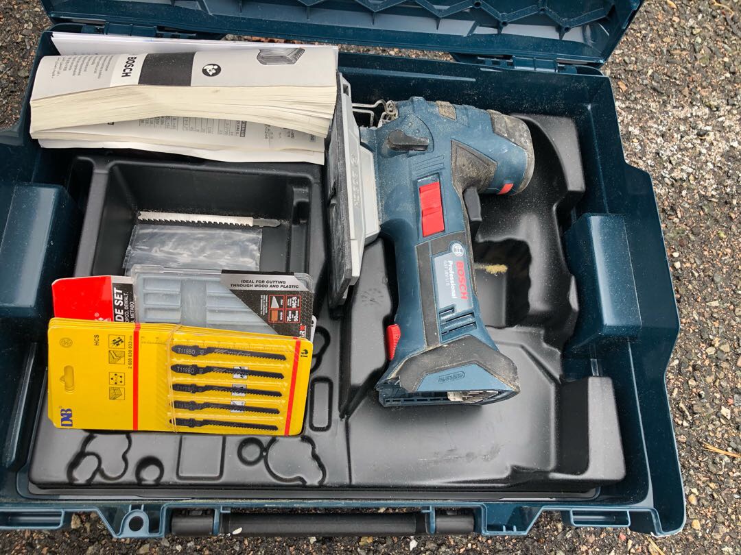 Bosch professional batteri stikksag