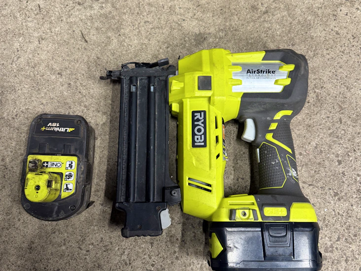 Ryobi dyckertpistol 1.2mm för lister