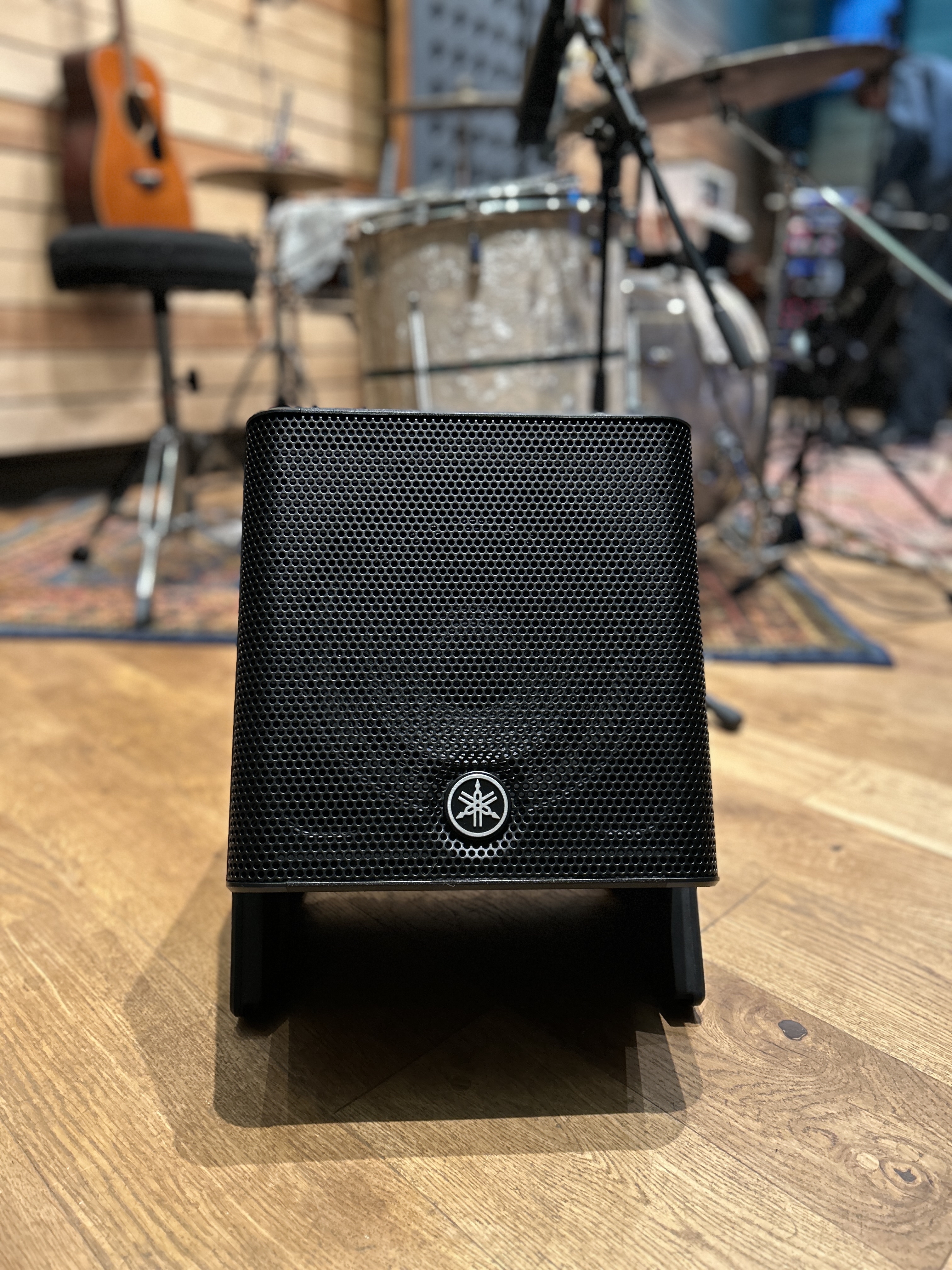 Portable pa system - yamaha stagepas 200