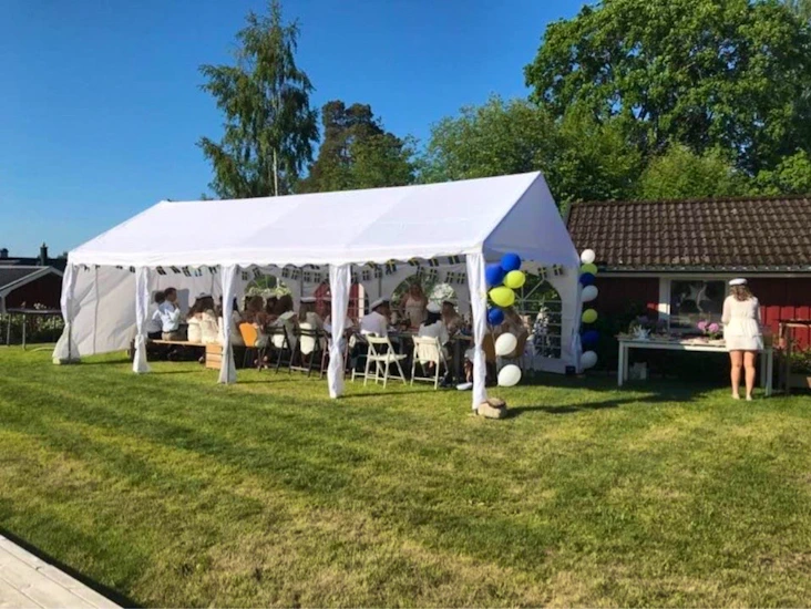 Partytält 4x8
