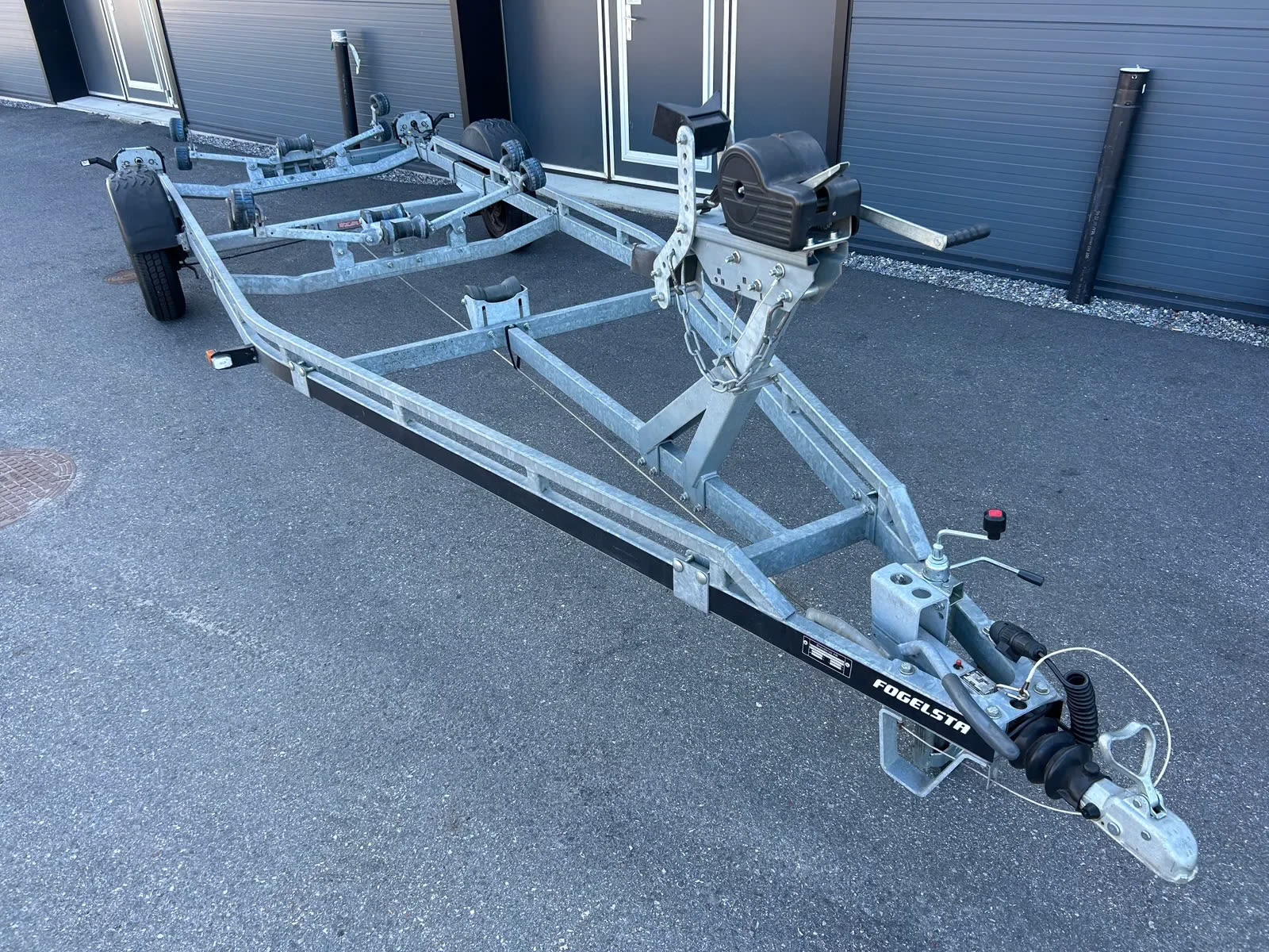 Brenderup 80km/h båttrailer 1500kg, båtar upp till 6.6m (22 fot) och 1100kg