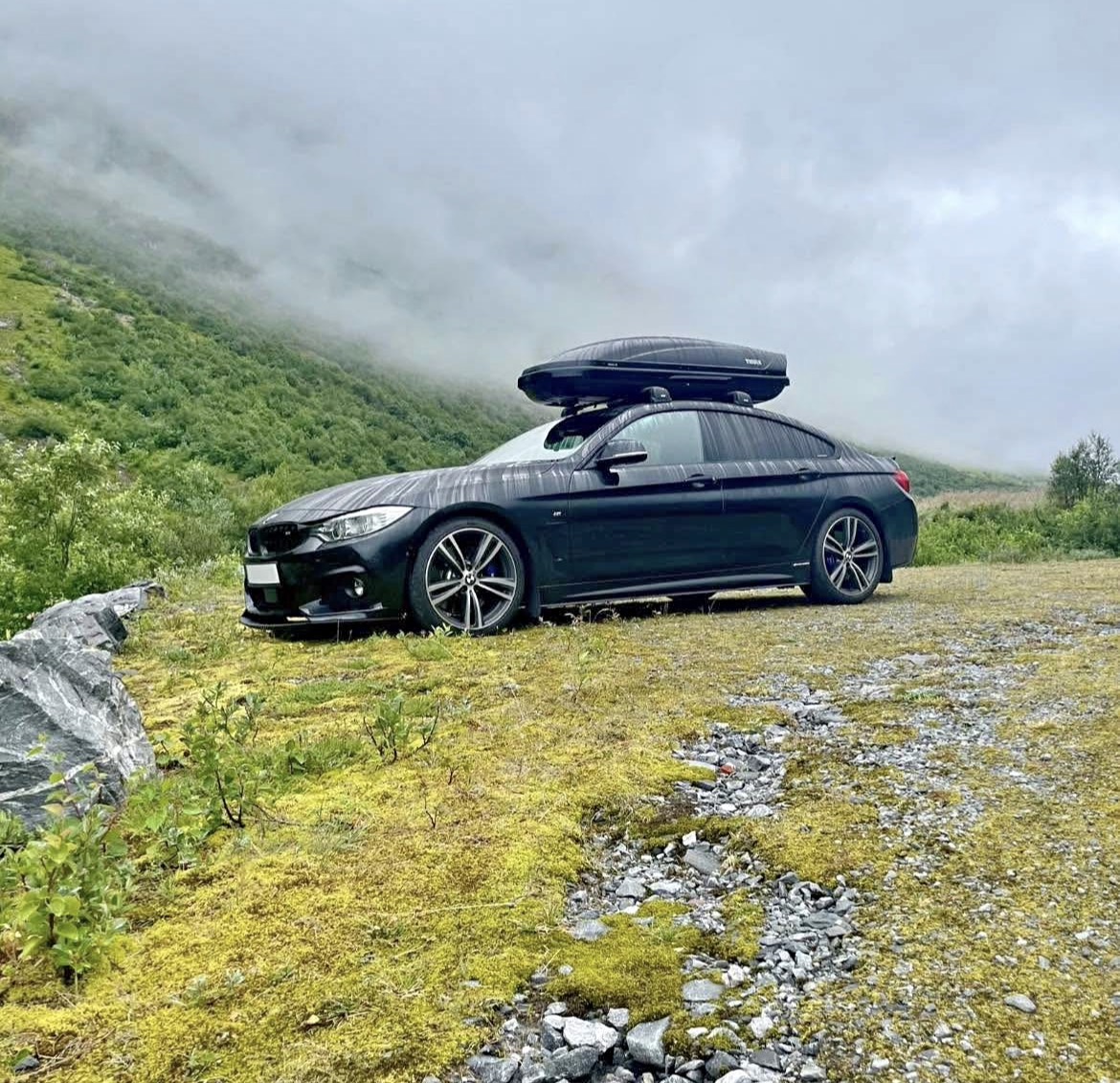 Takbox thule motion 800 xl uthyres