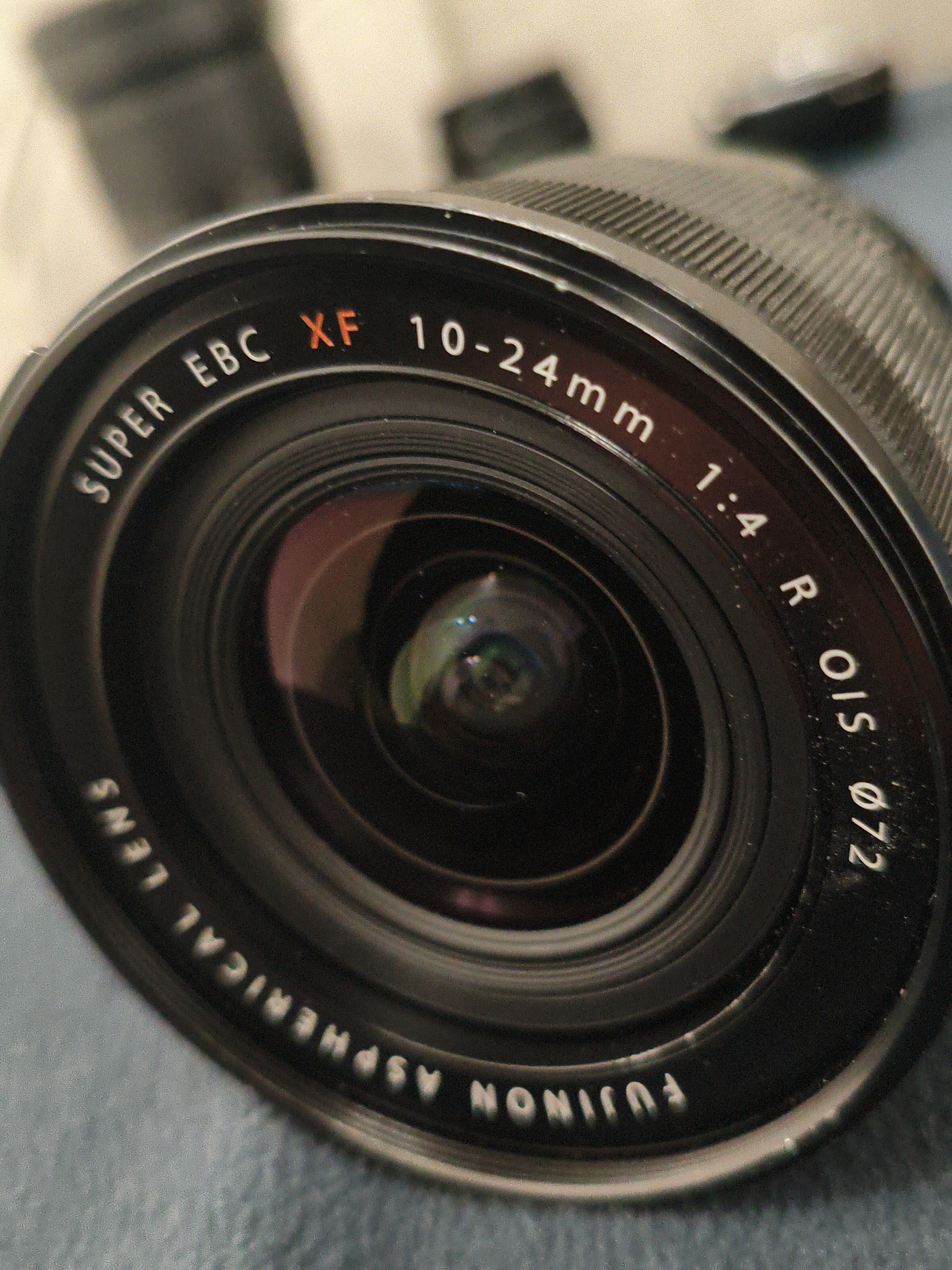 Fujifilm prime 10-24 ois