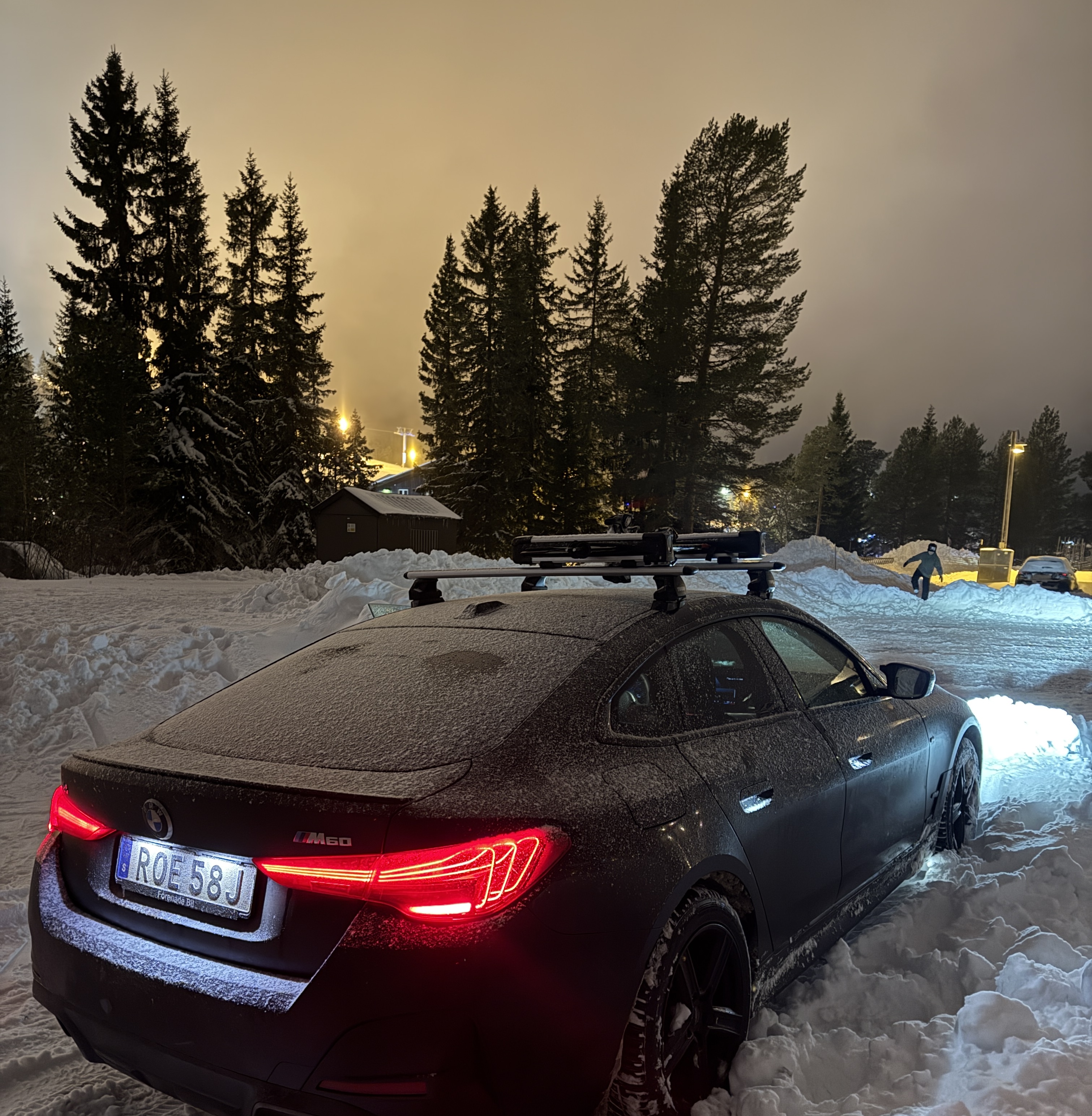 Takräcke till bmw i4 thule 