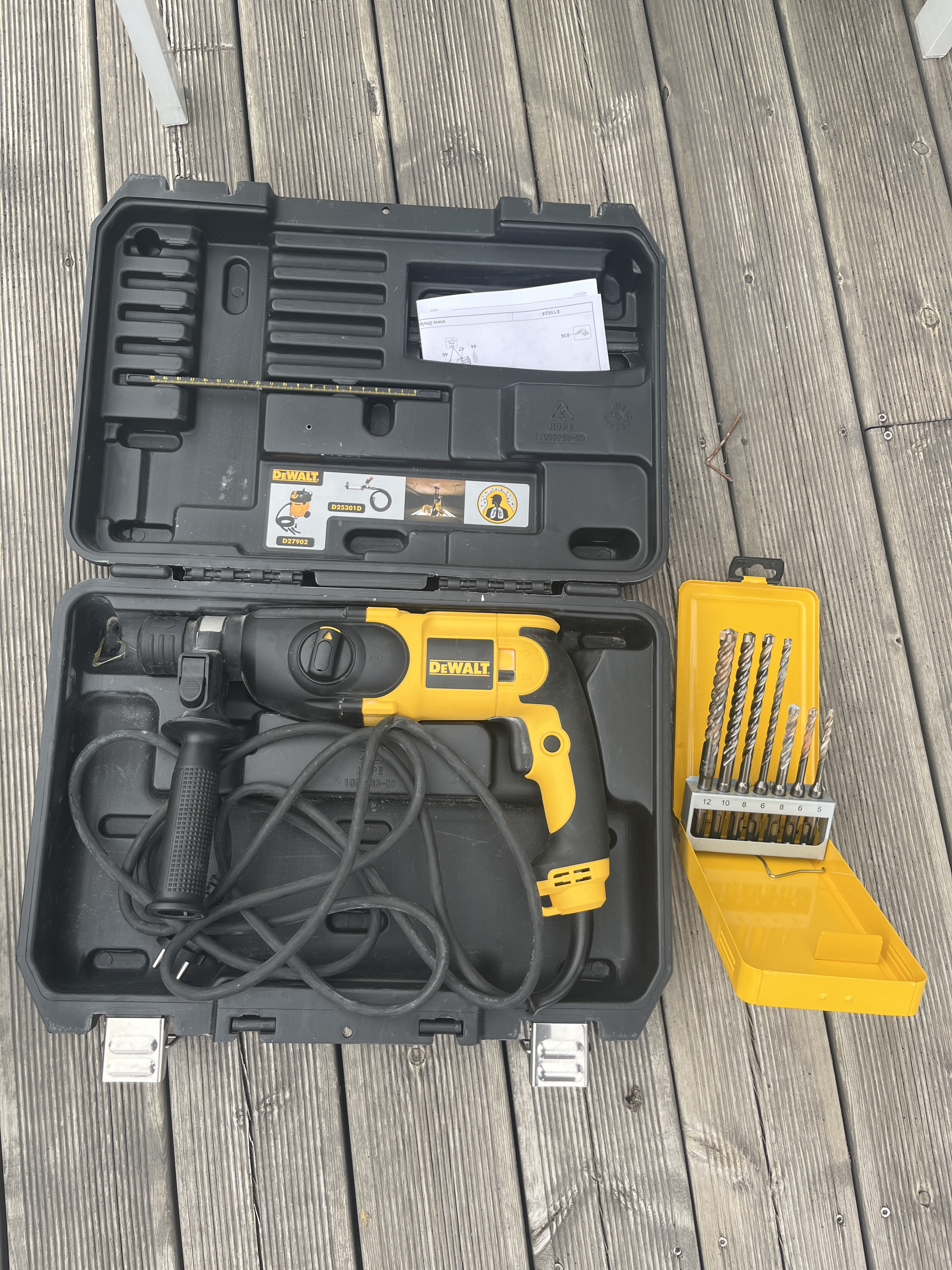 Dewalt d25013x