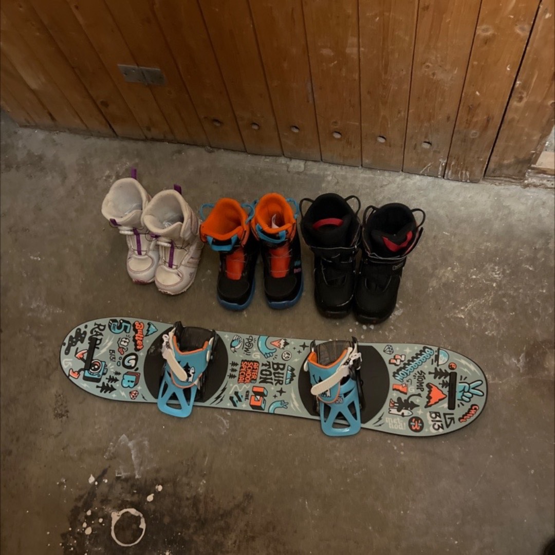 Snowboard for barn med sko