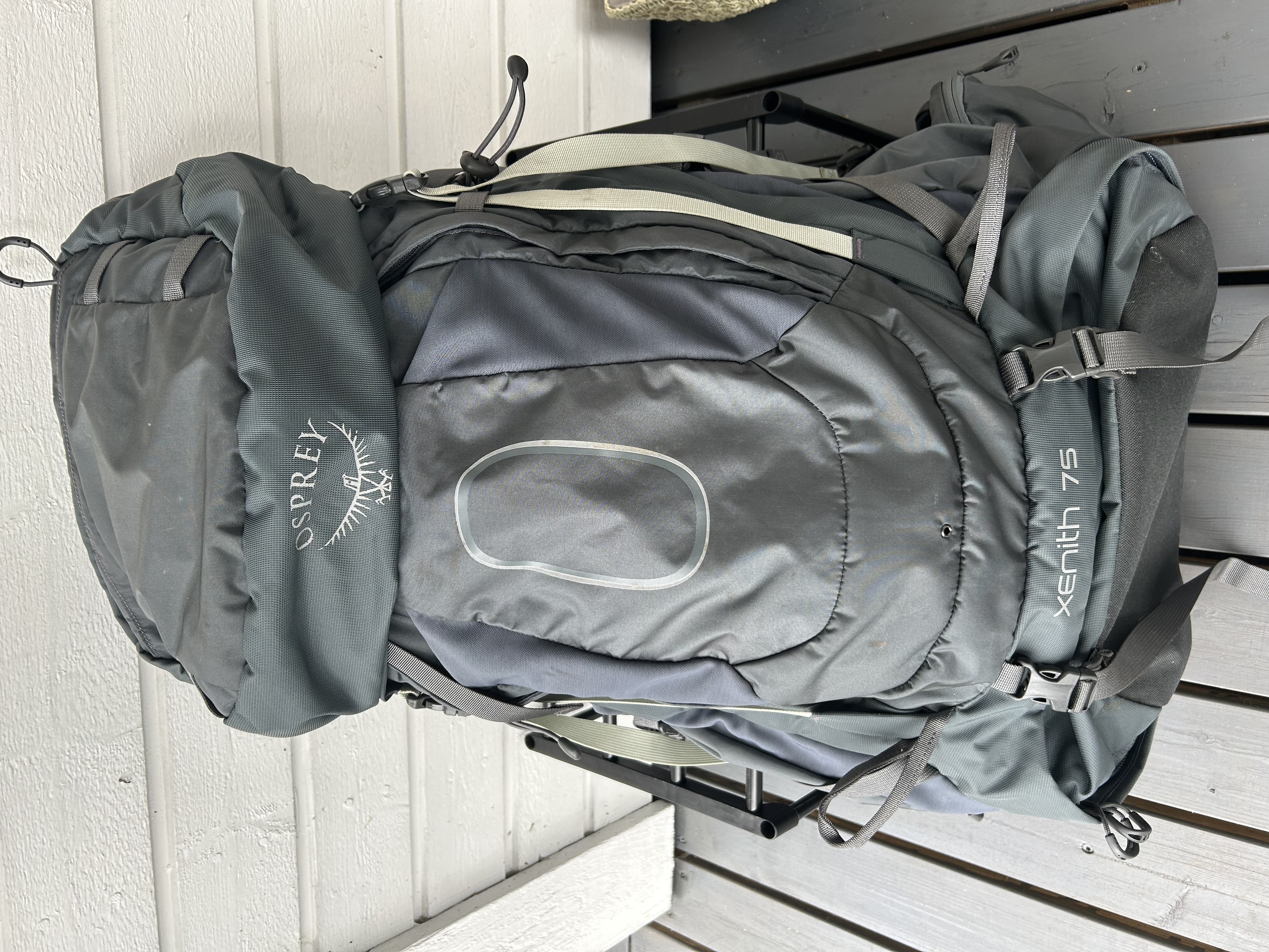 Osprey xenith 75l rinkka / hiking backpack
