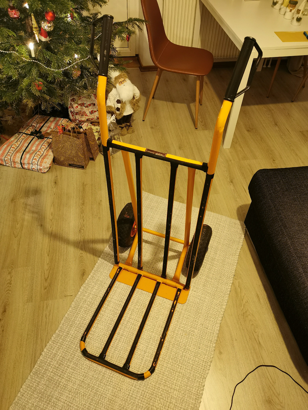 Pirra med stora hjul och anti glid tejp!