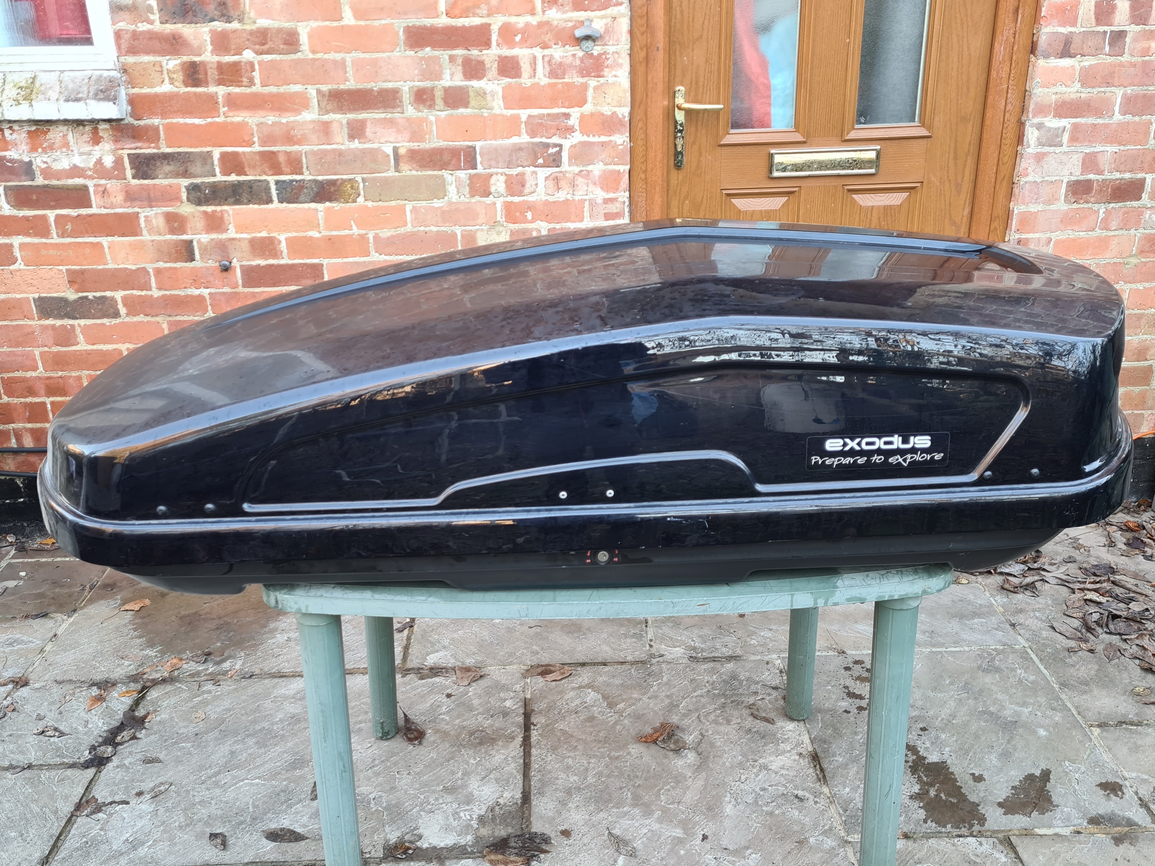 Halfords advanced / exodus roof box 470l
