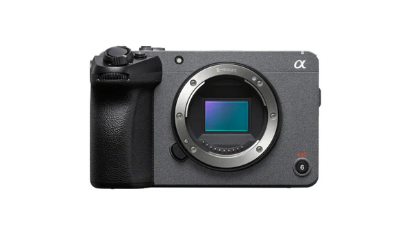 Sony fx30 + sigma 10-18 lens f2.8