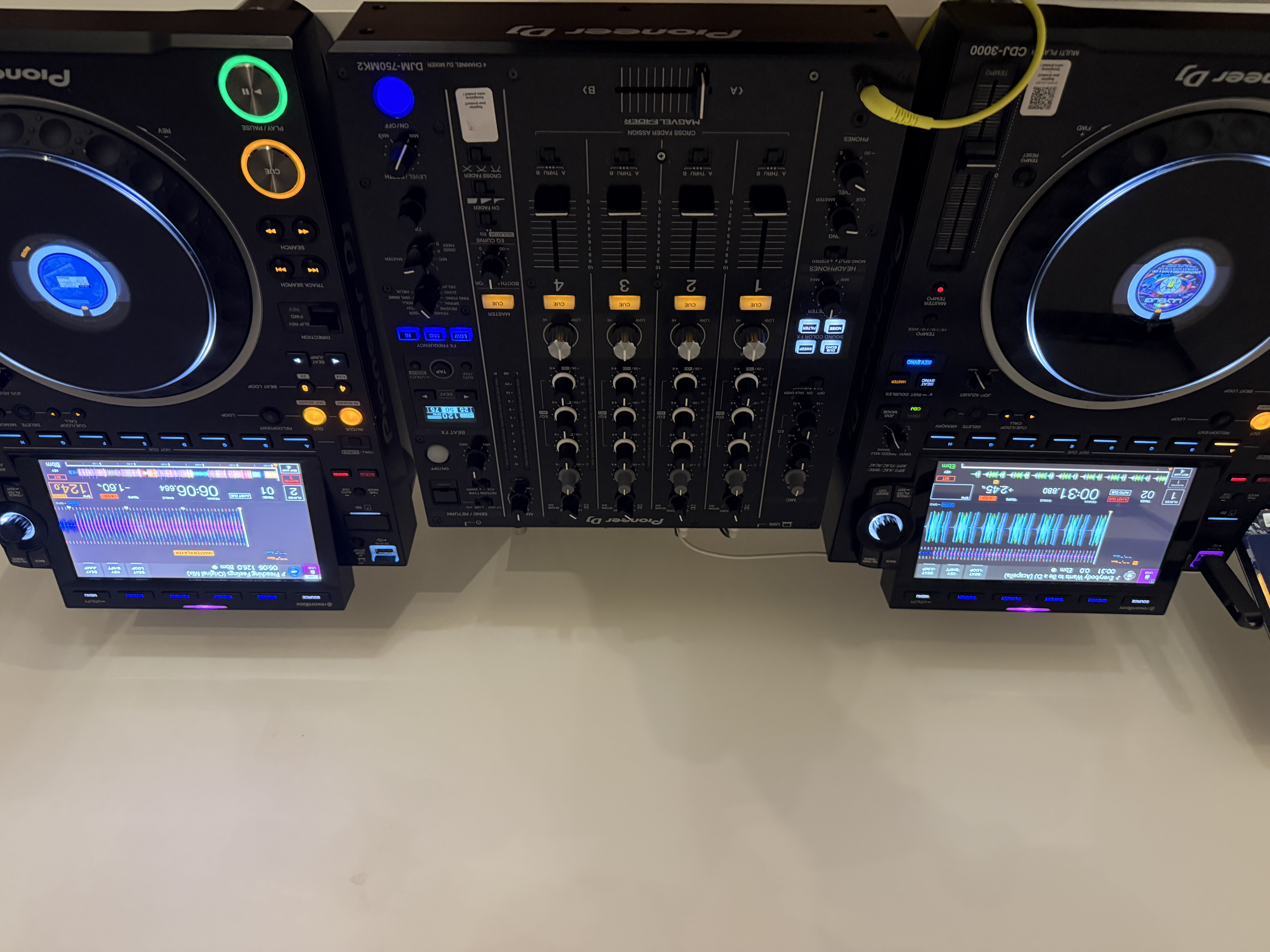 Pioneer dj package 