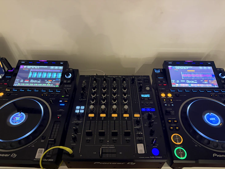 Pioneer dj package
