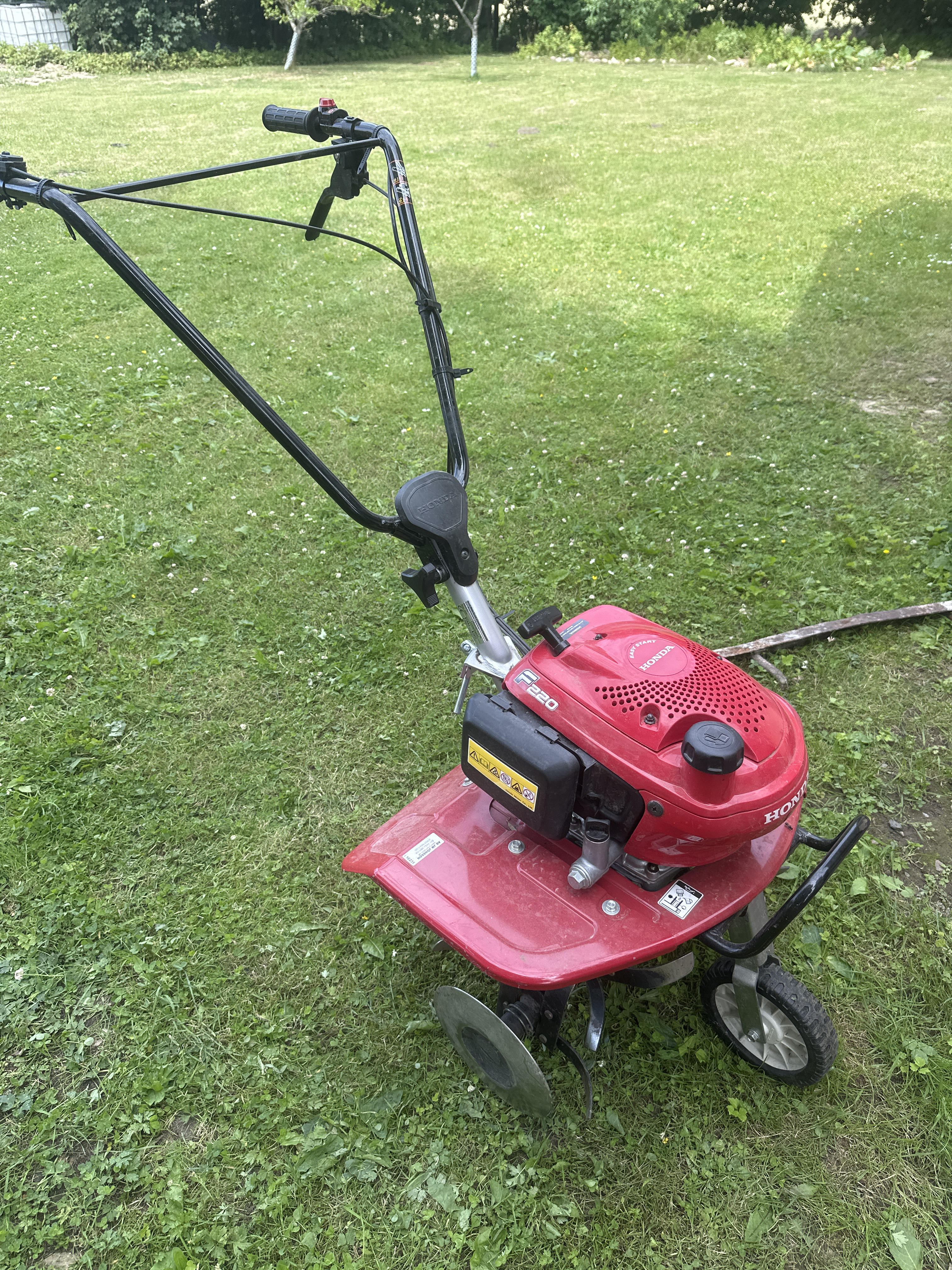 Honda f220 jordfräs 