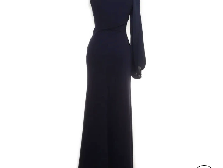 Jättesnygg och elegant one shoulder klänning