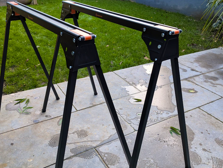 2x saw horse trestle table set