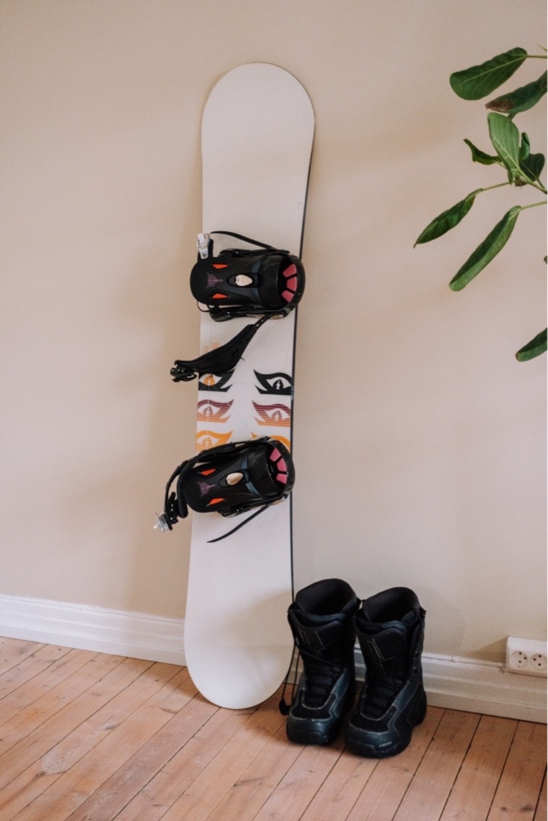 Snowboard 142cm med sko