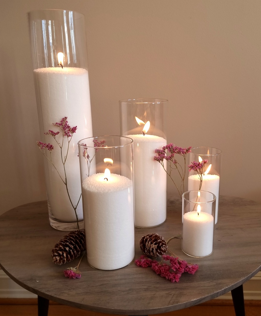 Hvite sandvokslys til arrangementer 