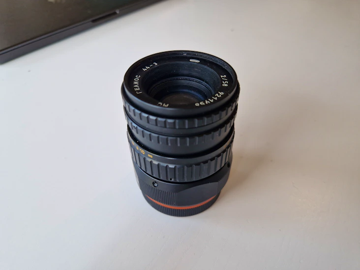 Helios 44-3 58mm / f2