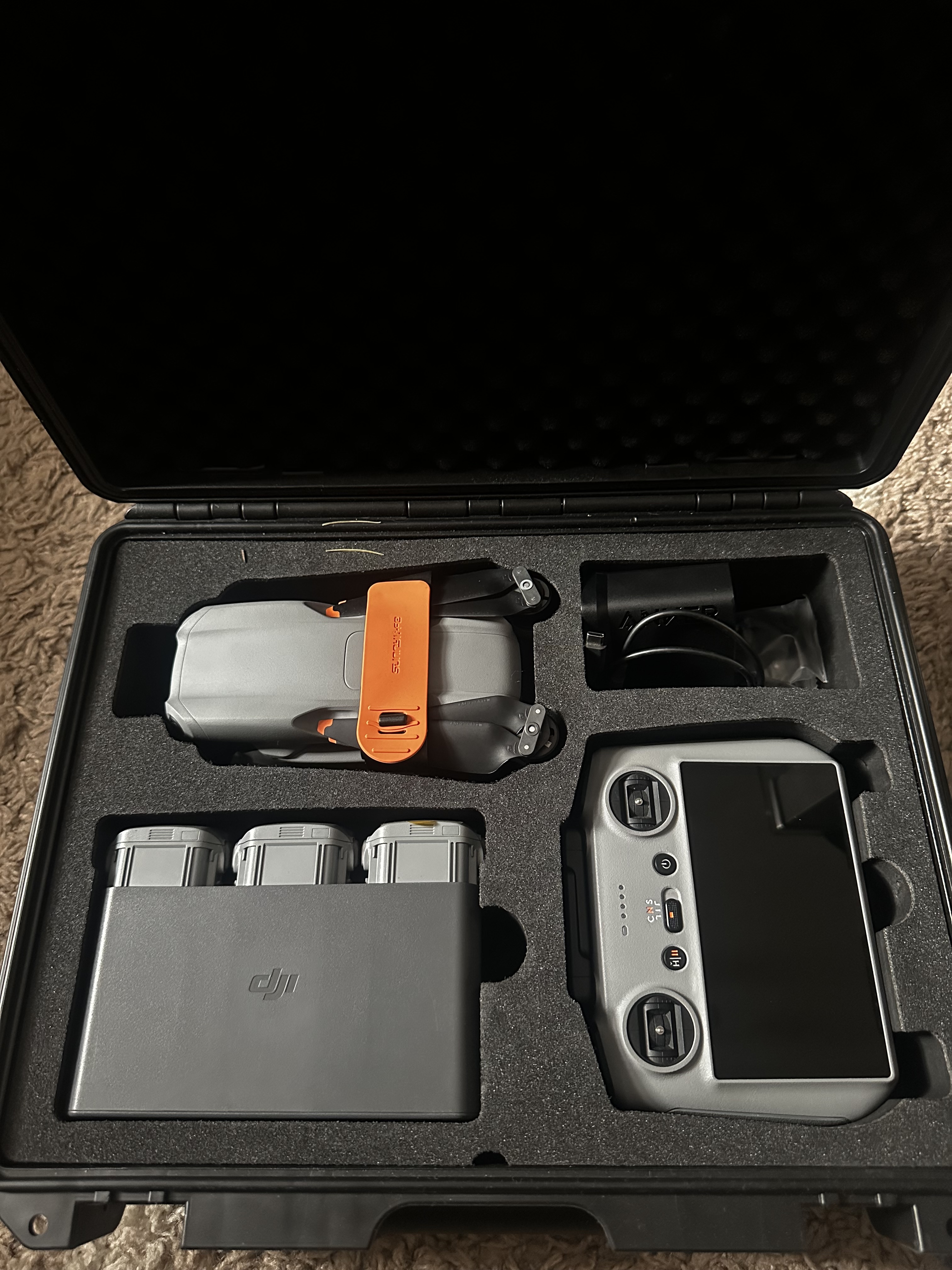 Dji air 3 fly more combo (rc 2 smart controller) + pro freewell nd/cpl filters & 256gb sd