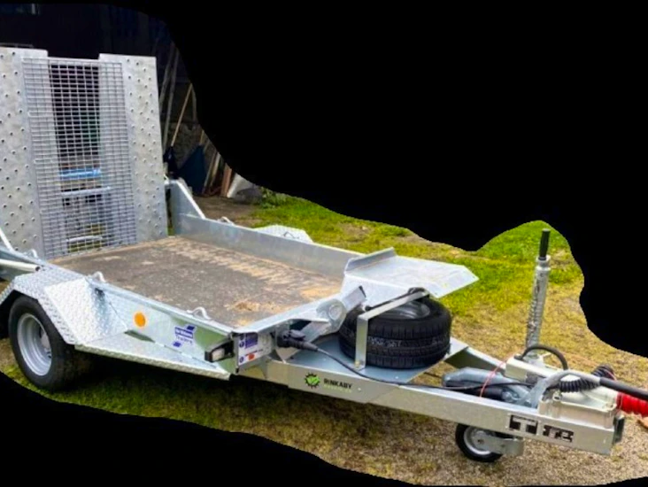 Maskinsläp ifor williams, totvikt 1500kg.