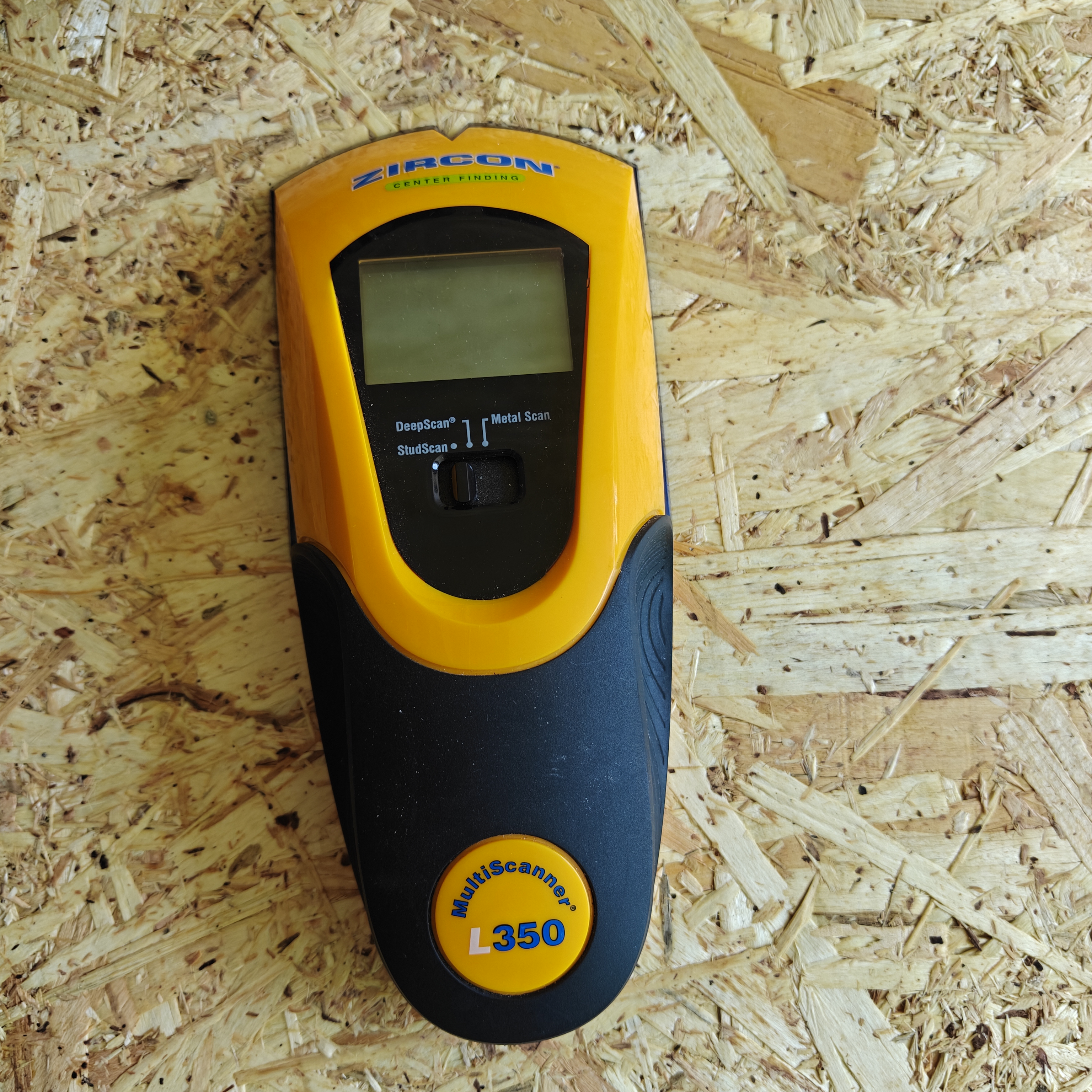 Zircon l350 stendersøker – finn stendere og ledninger trygt og enkelt!