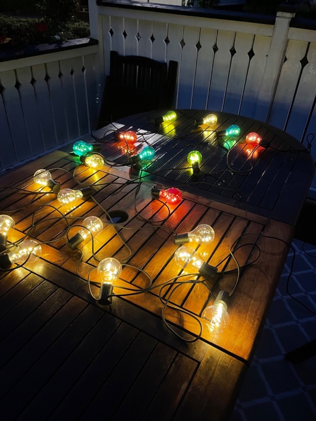 Ljusslinga att ha i partytält eller inomhus