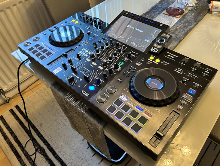 Pioneer dj xdj-rx3 all-in-one dj system