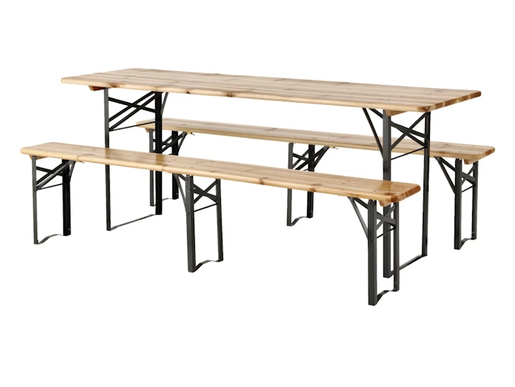 Trädgårdsmöbler till fest