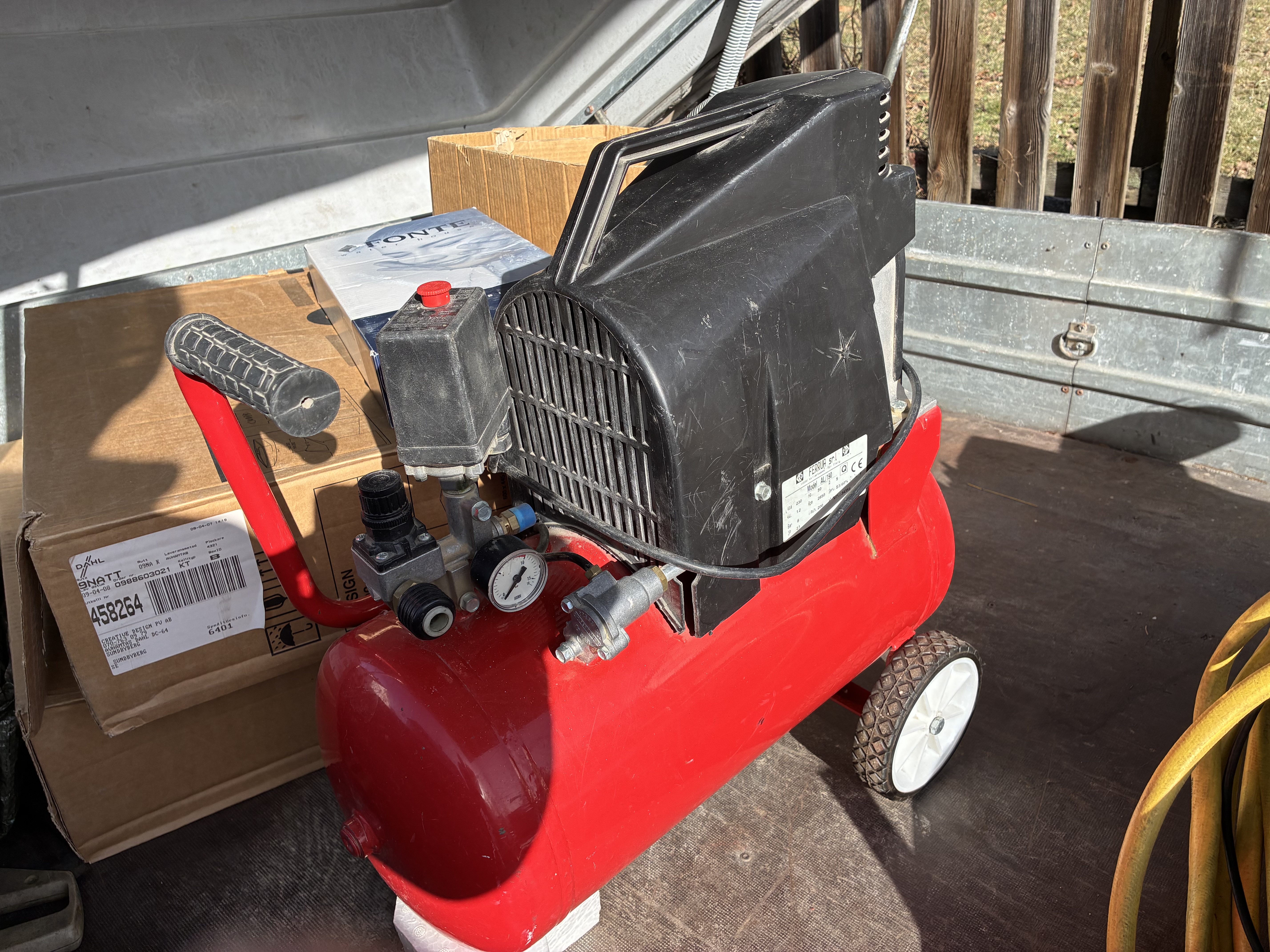 Luftkompressor 8 bar – kraftig och portabel (ferrua al/190)